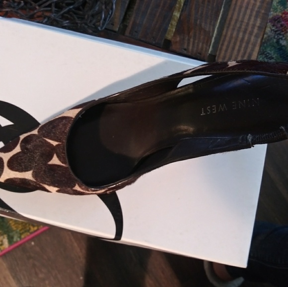 Pumps - Picture 1 of 4